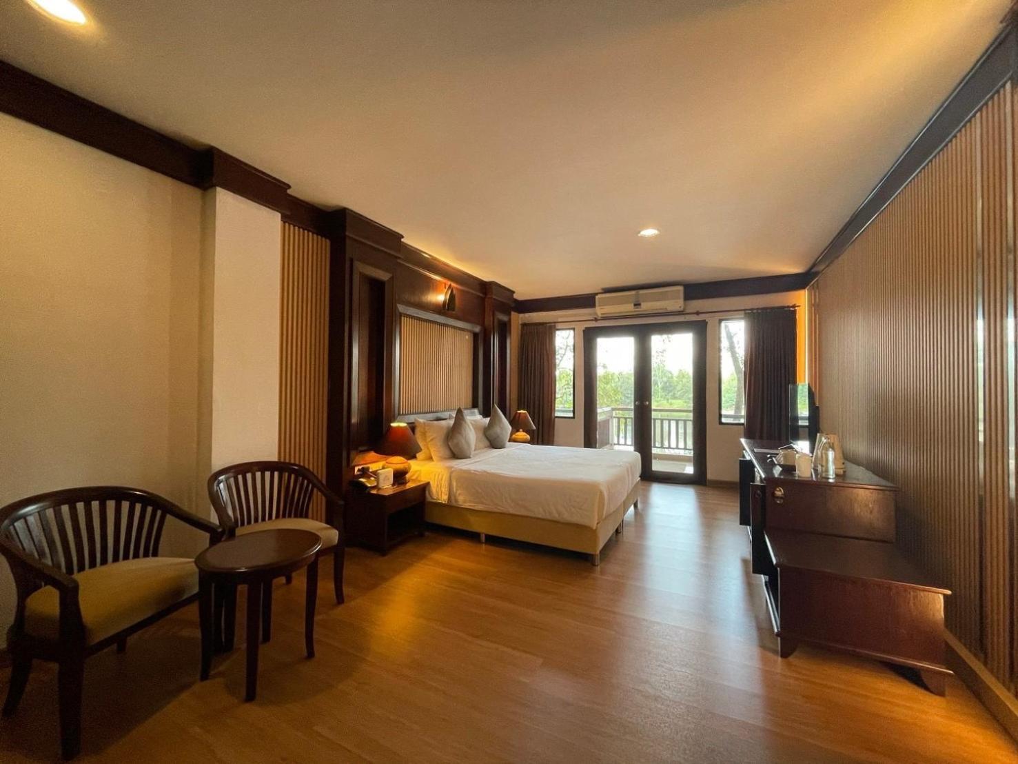 Gassan Legacy Golf Club Hotel Lamphun Exterior photo