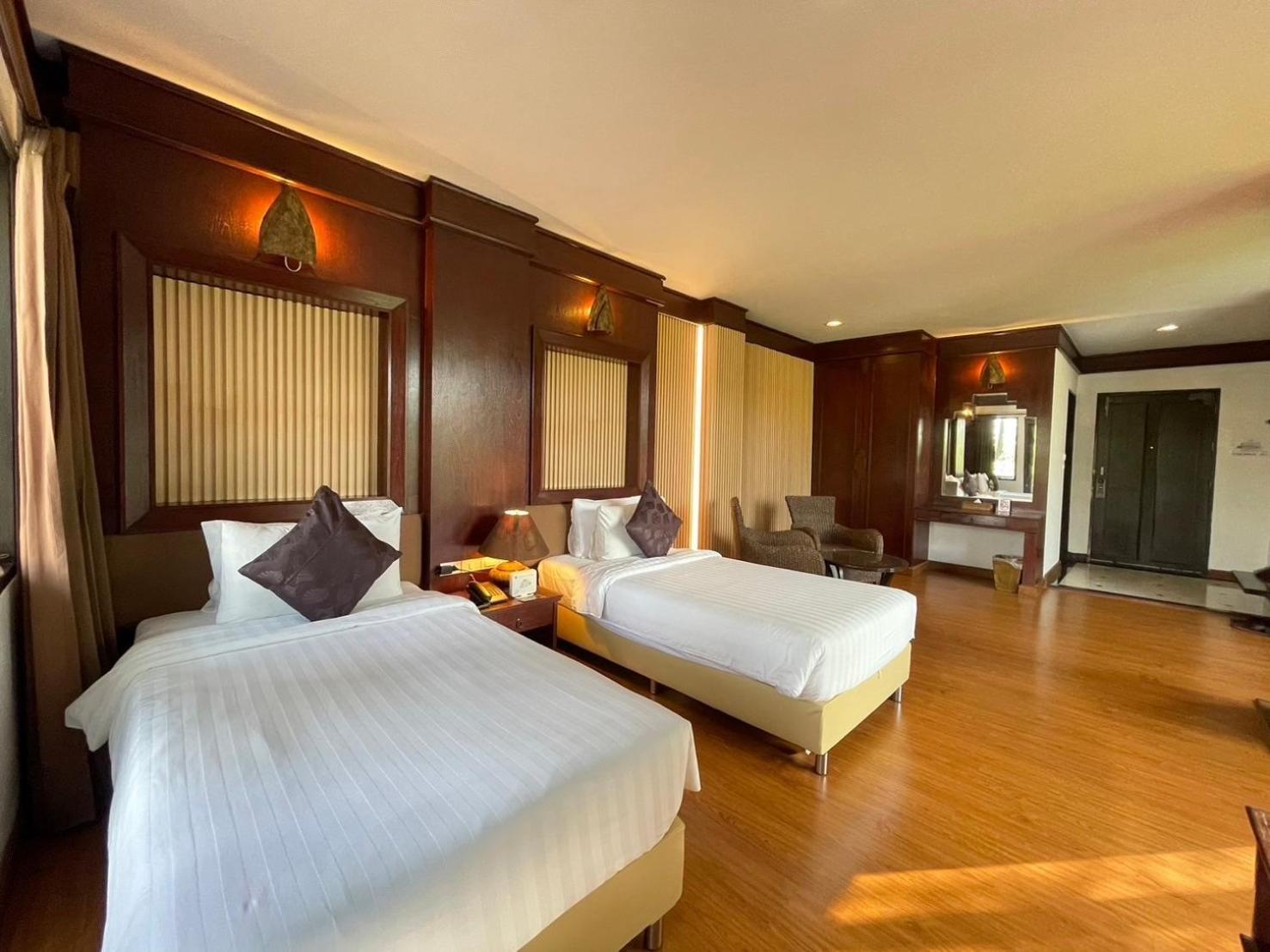 Gassan Legacy Golf Club Hotel Lamphun Exterior photo