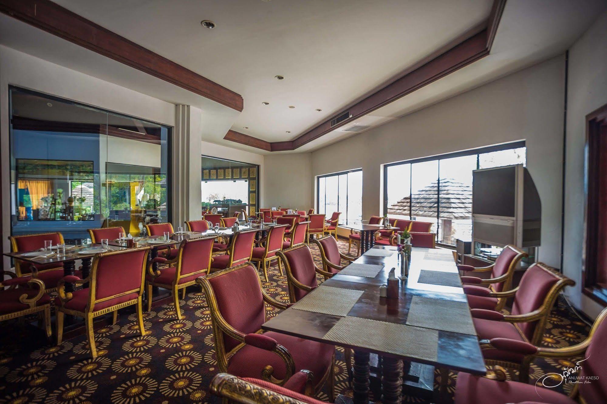 Gassan Legacy Golf Club Hotel Lamphun Exterior photo