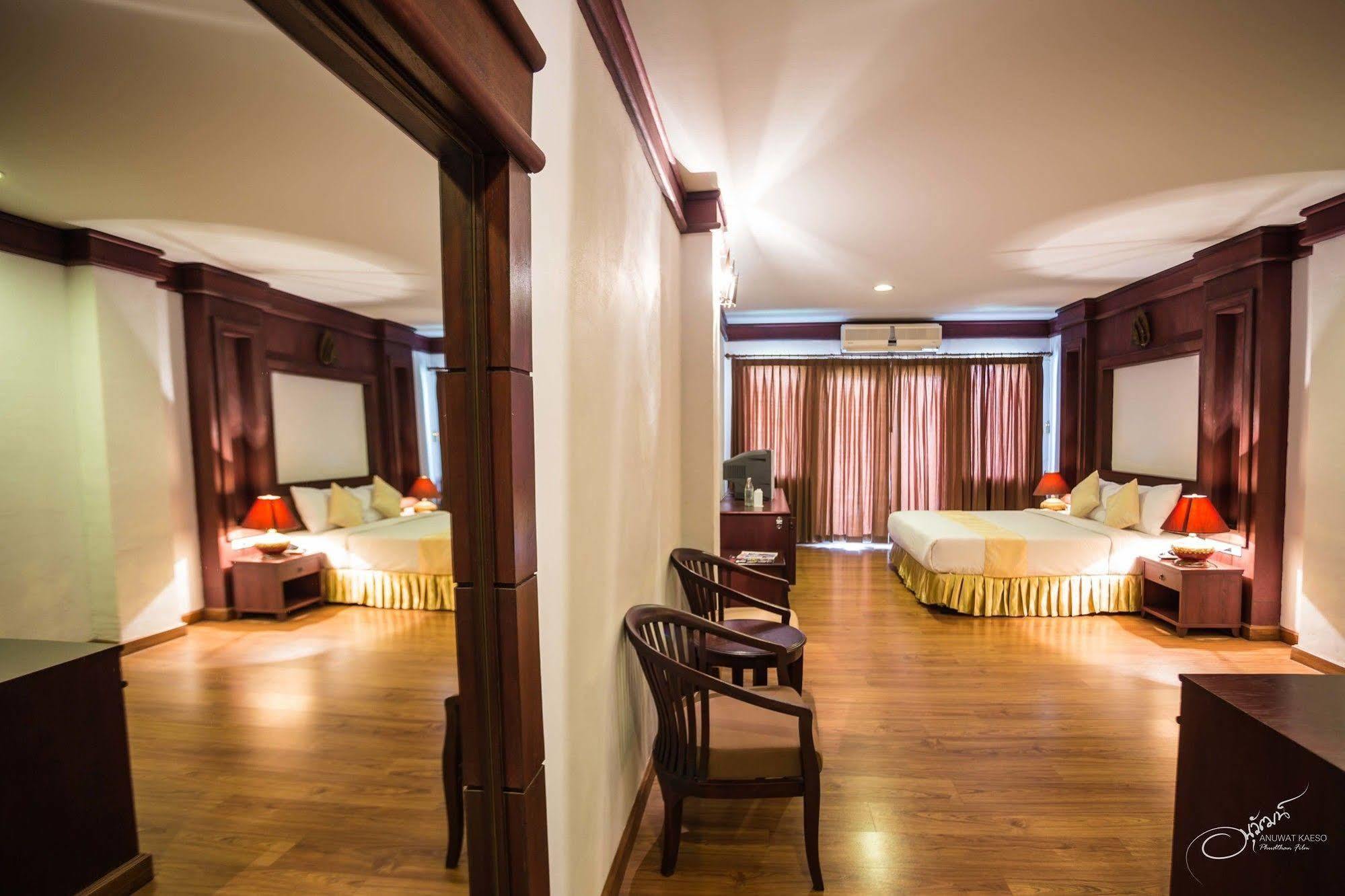 Gassan Legacy Golf Club Hotel Lamphun Exterior photo